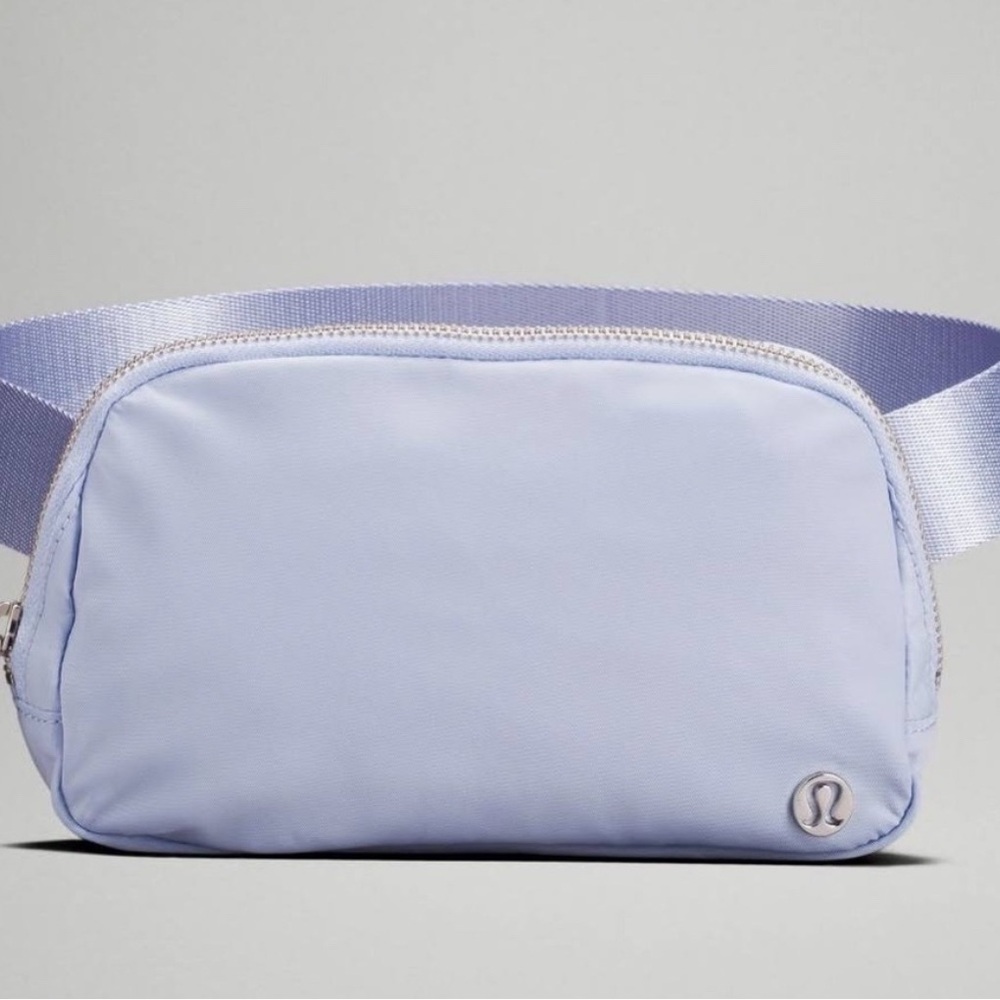 Lululemon belt bag
